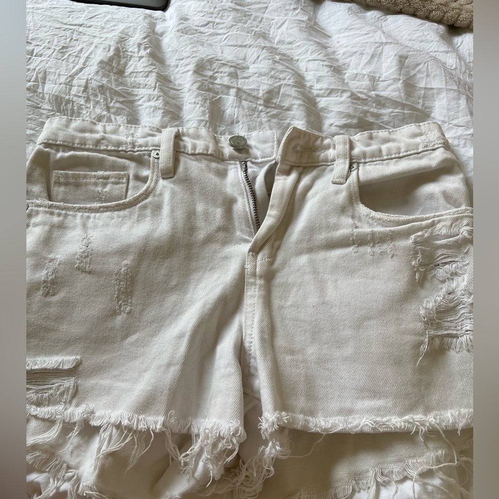 Blank NYC white jean shorts